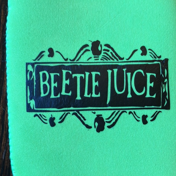 Lot of 8 Beetlejuice Can Koozies - Picture 7 of 7